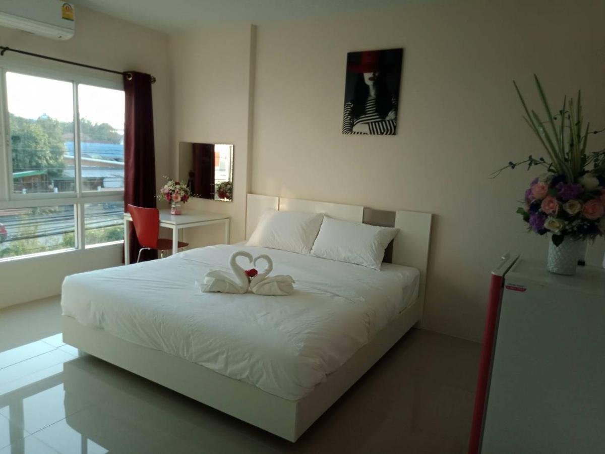 เคทู เกสเฮาส์ Hotel Chonburi Exterior foto
